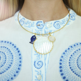 Scallop Shell Pendant + Neck Wire