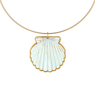 Scallop Shell Pendant + Neck Wire